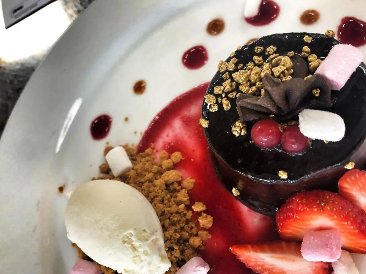Dolce By Wyndham Barcelona Resort Sant Esteve Sesrovires Hotel
