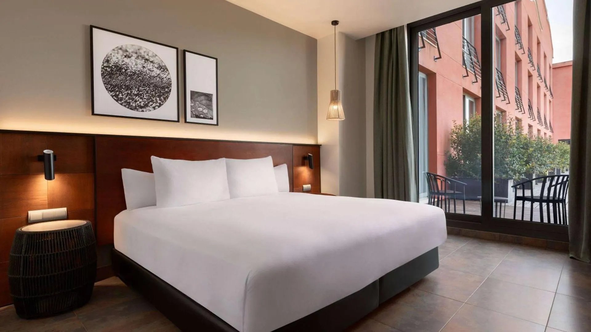Hotel Dolce By Wyndham Barcelona Resort Sant Esteve Sesrovires