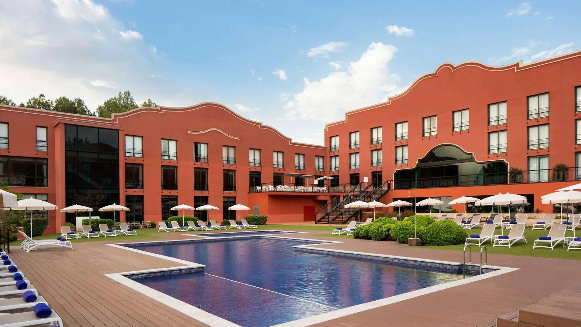 Dolce By Wyndham Barcelona Resort Sant Esteve Sesrovires Hotel
