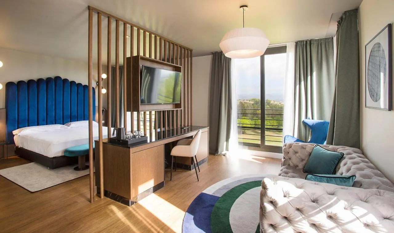 Dolce By Wyndham Barcelona Resort Sant Esteve Sesrovires 4*,