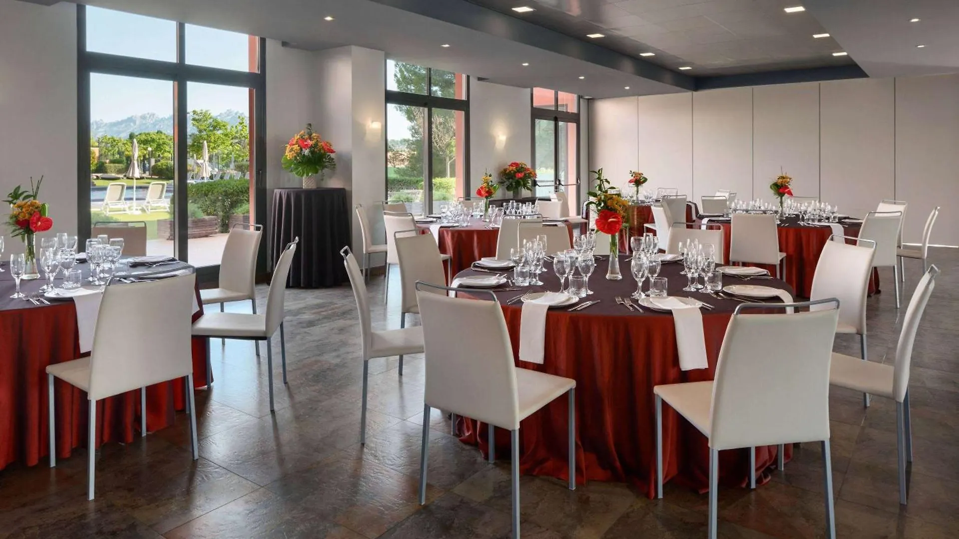 Dolce By Wyndham Barcelona Resort Sant Esteve Sesrovires Hotel