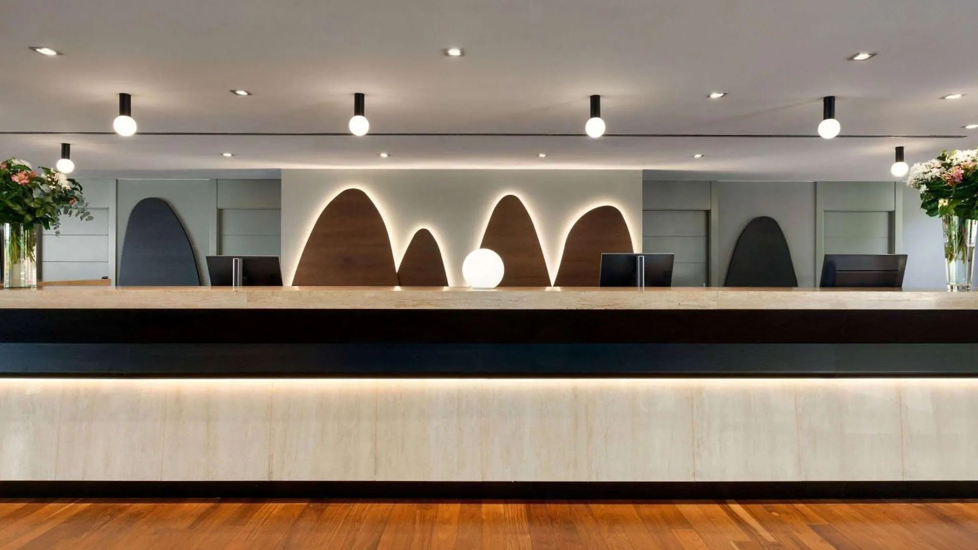 Dolce By Wyndham Barcelona Resort Sant Esteve Sesrovires 4*,
